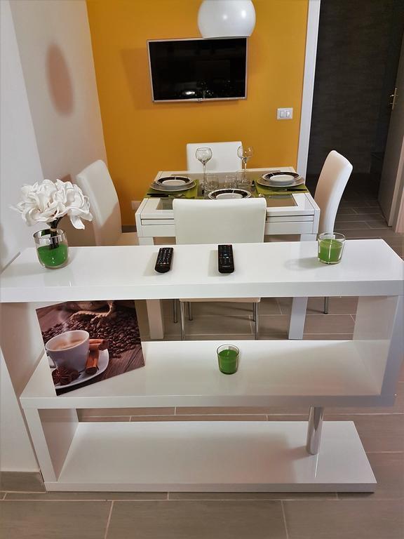Aretusa Apartments Syracuse ภายนอก รูปภาพ