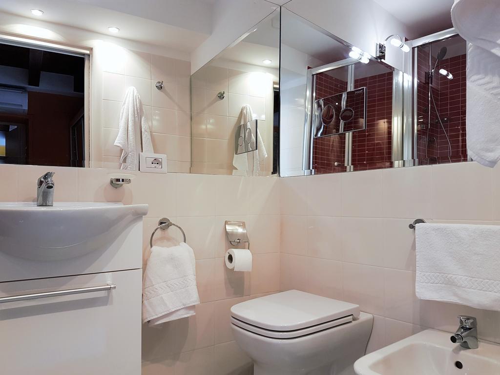 Aretusa Apartments Syracuse ภายนอก รูปภาพ